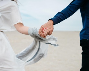 signs that a man loves you